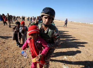 Giordania, almeno 11 morti per le inondazioni: turisti in fuga da Petra