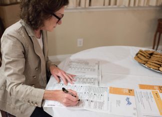 Usa, il candidato in Georgia apre un’indagine sui democratici