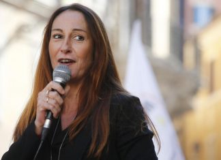 Amministrative, Taverna (M5S): “Asse con il Pd? Ai ballottaggi valuteremo caso per caso”