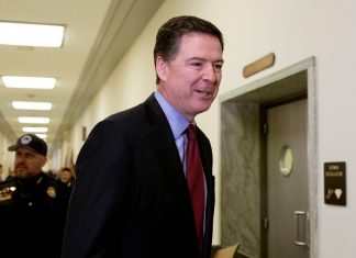 Usa, Comey accusa: “Da Trump bugie, i repubblicani facciano resistenza”