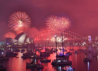 Capodanno, in Australia è 2019: a Sydney 12 minuti di fuochi d’artificio