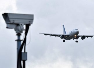 Londra, gli aeroporti Heathrow e Gatwick investono contro i droni