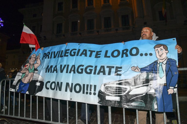 Trasporti, Codacons appoggia protesta Ncc: “Parlamento modifichi norme”