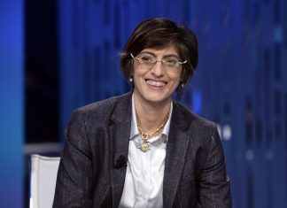 Diciotti, Bongiorno: “Salvini ha agito per finalità pubbliche, no processo”