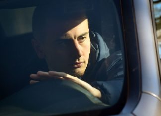 Calcio, la denuncia del Times: “Il pilota dell’aereo di Sala non era abilitato a portare passeggeri”