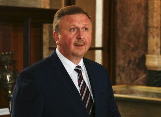 Bielorussia, l’Ue proroga di un anno l’embargo sulle armi e sanziona 4 persone