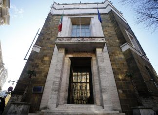 Sirti, Mise: “Evitati gli esuberi, in arrivo i contratti di solidarietà”