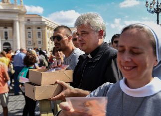 Roma, Krajevski: “L’ho fatto per i bambini, pagherò io le bollette”