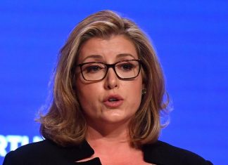 Regno Unito, Penny Mordaunt è la nuova ministra della Difesa