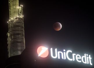 Unicredit, First Cisl: “Coinvolgere il sindacato sulla cessione di Fineco”