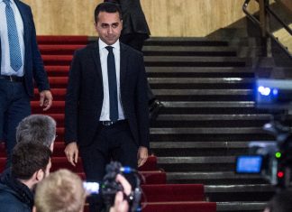 Di Maio scrive ai sindaci: 500 mln per efficientamento in Dl Crescita