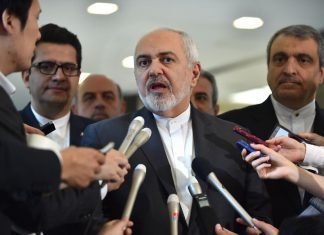 Iran, Zarif: “Non negoziamo con gli Usa, rispettino l’accordo del 2015”
