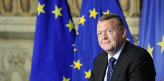 Lars Lokke Rasmussen si dimette