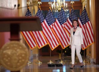 Impeachment per Trump, c’è il via libera. Pelosi: “Ha abusato del potere per beneficio personale”