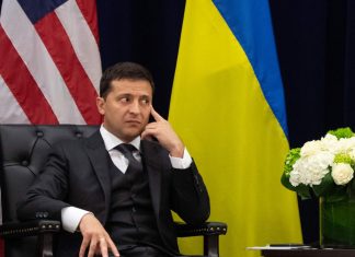 Ucraina, Zelensky: “Attendiamo lo scambio di prigionieri domani”