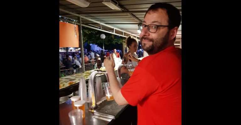 Il ministro grillino “seleziona” i manager: “Fatevi un selfie e taggate 5 persone”