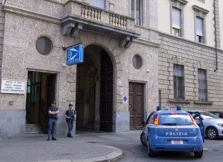 Torino, poliziotto si toglie la vita in questura