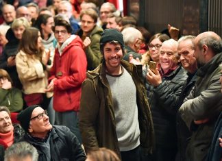 Sardine, Santori: “Stiamo avviando la seconda fase ma non abbandoniamo le piazze”