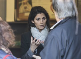 Roma, Raggi: “Troppo un anno di chiusura di piazza Barberini ma la sicurezza viene prima”