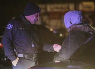 Usa, 2 attacchi a distanza di ore contro i poliziotti a NY: feriti 2 agenti