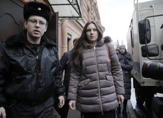 Coronavirus, un tribunale in Russia ordina il ritorno in quarantena alla donna fuggita