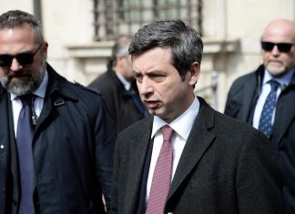 Prescrizione, Orlando a Renzi: “Cambiare Bonafede senza mettere a rischio il governo”
