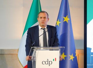 De Magistris: “Pronti alla chiusura delle scuole comunali di Napoli”