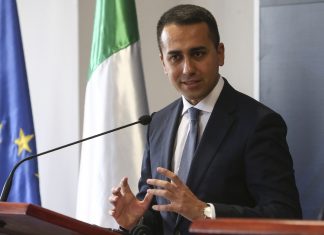 Di Maio: “Italia pronta ad acquistare 1000 ventilatori polmonari dalla Cina”