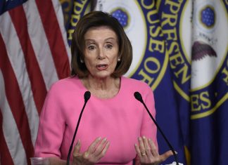 Pelosi: “Trump non si affretti a riaprire, bisogna prendere ogni precauzione”