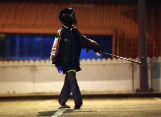 Coronavirus, a Bangkok chiudono i centri commerciali