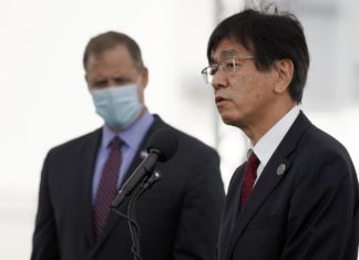 Olimpiadi di Tokyo, si dimette il direttore creativo: insulti ad una comica