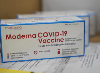 Vaccini, Difesa: 333.600 dosi di Moderna in corso di distribuzione