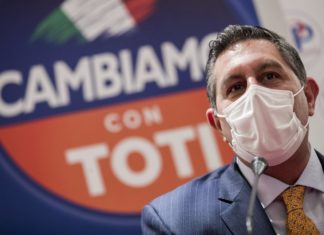 Covid, Toti: “Le seconde case chiuse in Liguria per salvare la stagione estiva”