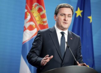 Covid, nuova ondata di casi in Serbia: chiudono negozi, bar e ristoranti