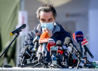 Vaccini, Fontana: “Ho chiesto al cda di Aria di fare un passo indietro”