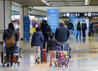 Covid, Francia: “Decise restrizioni per i viaggi da Argentina, Cile, Sudafrica e Brasile”