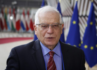 Navalny, Borrell: “Russia responsabile della sua salute e della sua sicurezza”