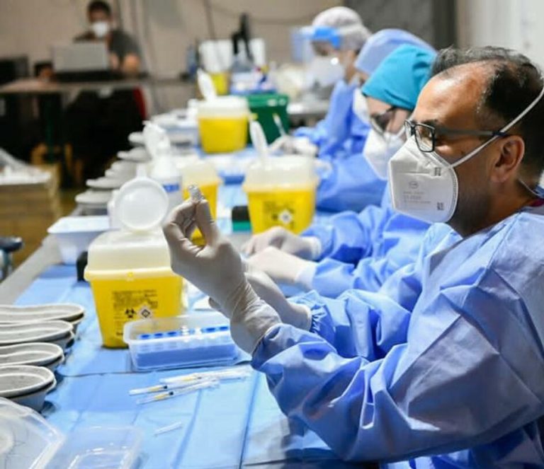 Vaccini, l’open day formula vincente, grande adesione e no assembramenti