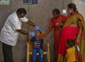 Covid, Medici senza frontiere: 350mila casi al giorno in India, mancano farmaci e ossigeno