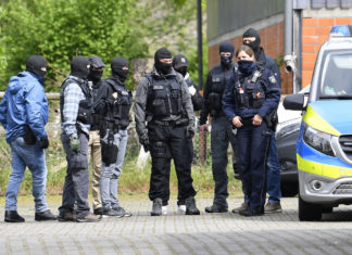 Germania, arrestato autore delle lettere minatorie firmate dal gruppo di estrema destra