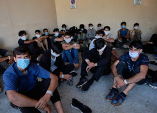 Brexit, cittadini europei e italiani fermati e detenuti alla frontiera della Gran Bretagna