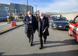 Caserta, De Luca su American Palace: “Demolito simbolo di illegalità e sfregio ambientale”