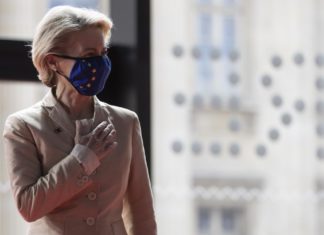 Vaccini, von der Leyen: “Con Okonjo-Iweala per un accesso equo ed universale”