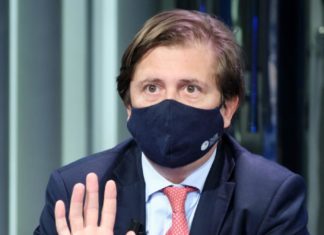 Vaccini, Sileri: “Dal 3 giugno campagna di massa, dosi arriveranno sotto casa”