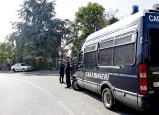 Roma: nuova ondata di controlli antidroga, 12 arresti