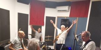 Elio Manzo, Sergio Maglietta (di spalle), Toni Simonetti, Amedeo Fogliano e Davide Fogliano