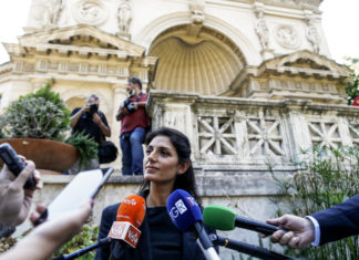 Rifiuti Roma, Raggi verso l’ordinanza per l’apertura della discarica di Albano