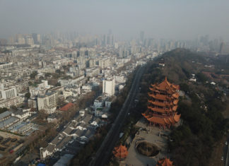 Cina, in lockdown un milione di persone per 4 casi positivi