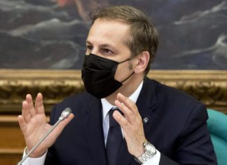 Lega, oltre al senatore Siri indagate altre 7 persone