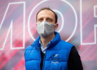 Vaccini, Fedriga: “Smantellamento hub? Prima sicuri di rete di medici e farmacie”